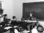 урок пения в 5 классе 1958 год